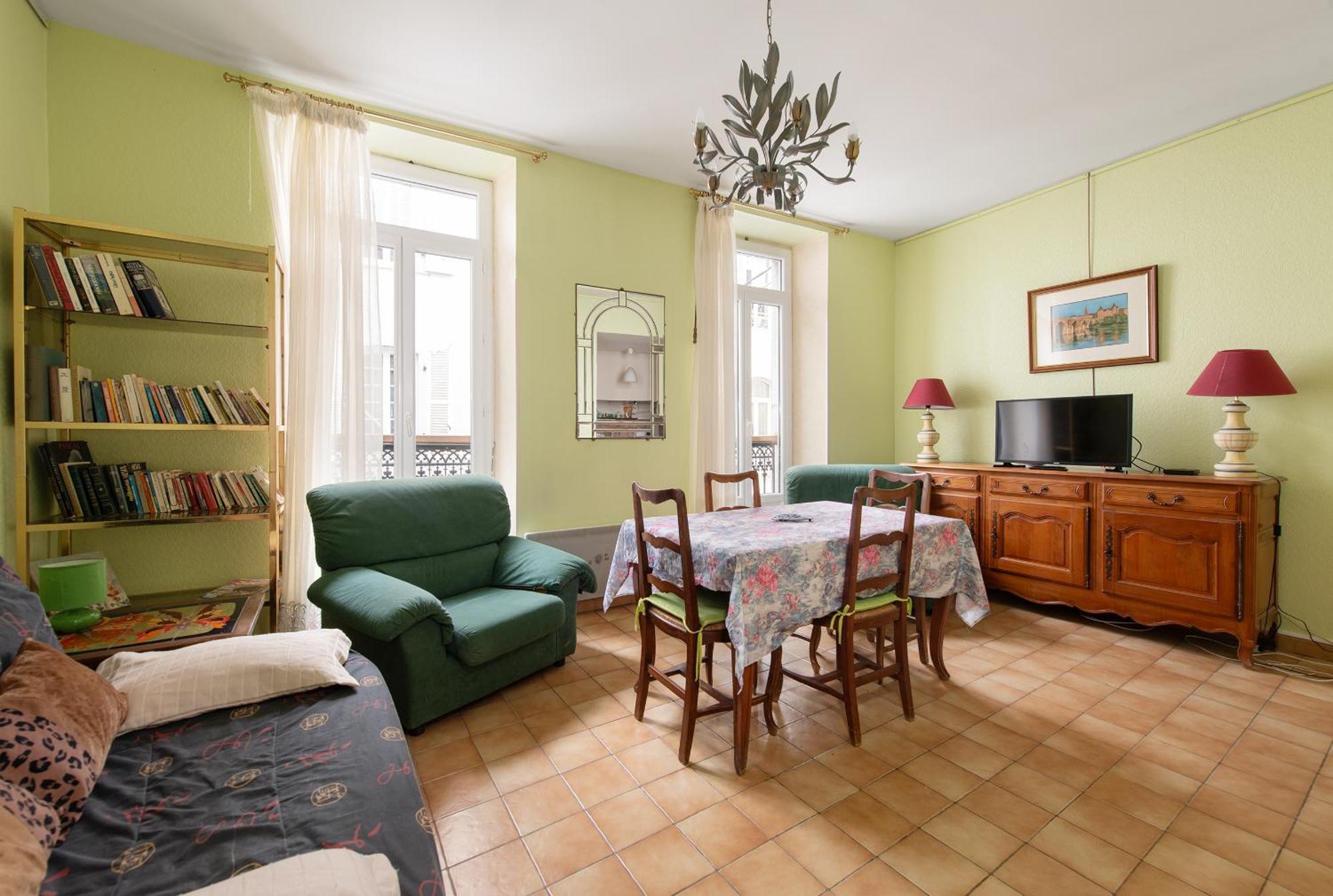 T2 Centre Girons Saint-Girons (Ariege)